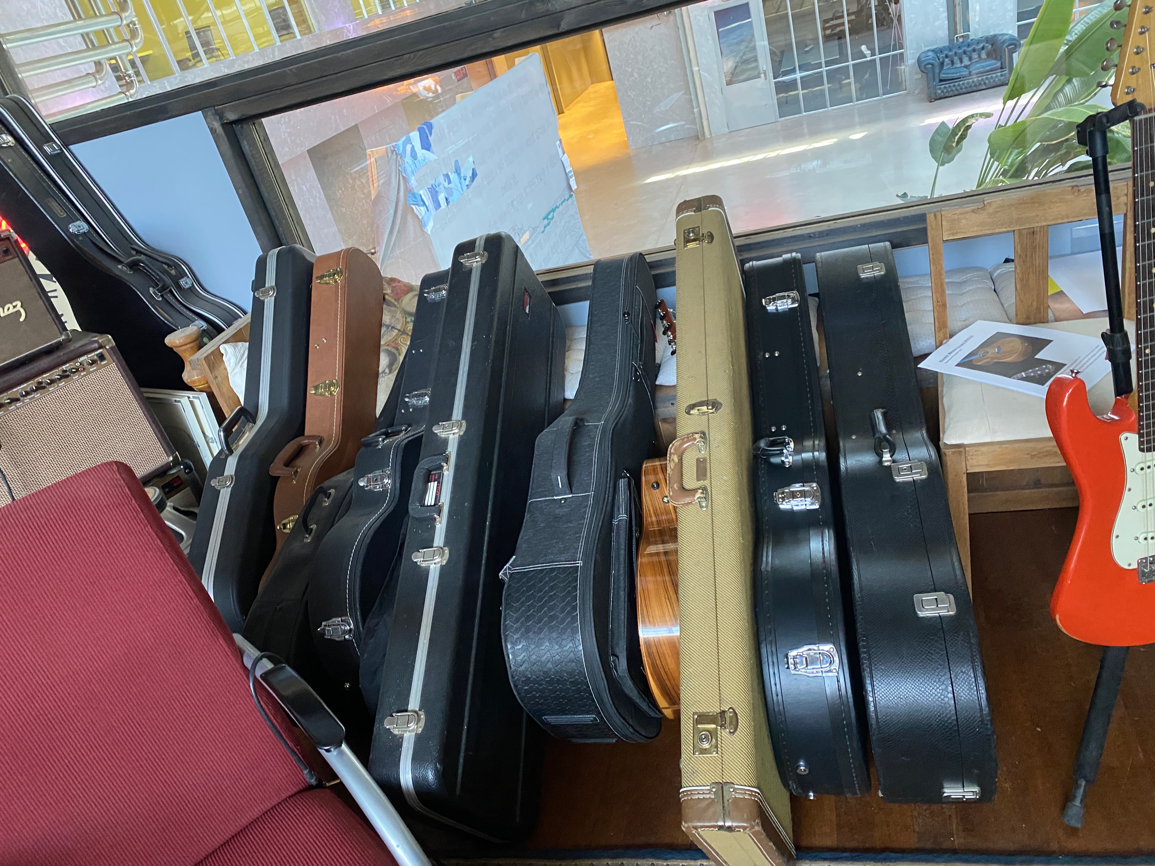 Workload for the weekend 😵‍💫
#guitarrepair #musicismylife
